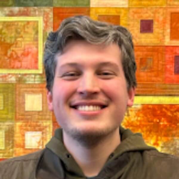 Alex Hopkins headshot