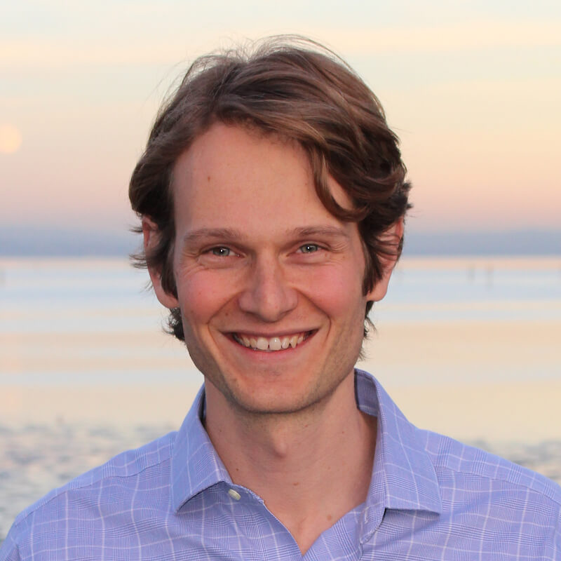 Alex Pollen Headshot