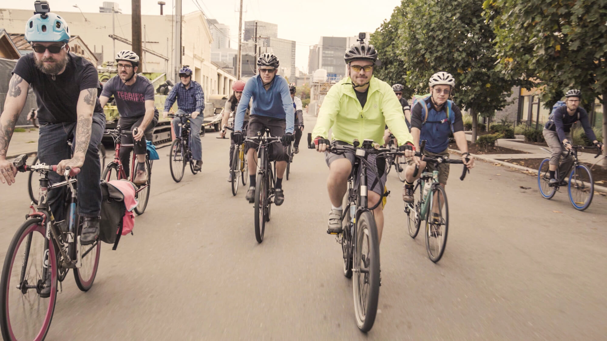 http://The%20Allen%20Institute’s%20bicycling%20group%20on%20their%20evening%20cycle%20in%20South%20Lake%20Union.%20Photo%20by%20Erik%20Dinnel%20/%20Allen%20Institute