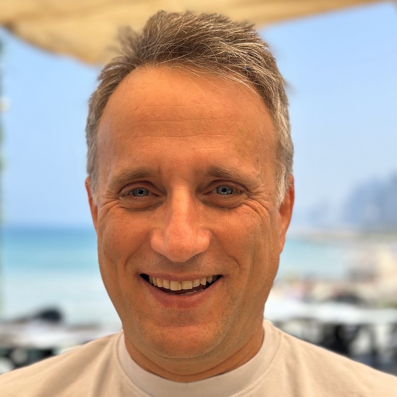 Liran Carmel Headshot