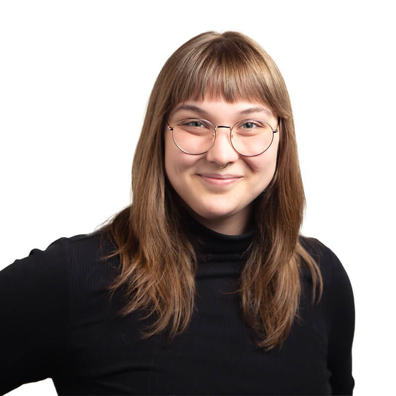 Mikayla Carlson headshot