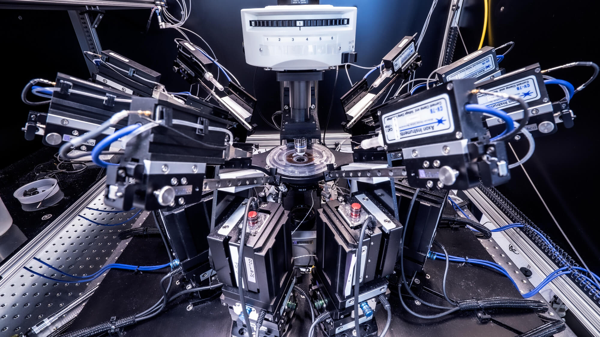 http://Photograph%20of%20a%20multi-patch%20rig%20in%20a%20laboratory%20at%20the%20Allen%20Institute.%20This%20science%20equipment%20is%20capable%20of%20probing%20and%20recording%20electrical%20properties%20from%20up%20to%20eight%20neurons%20simultaneously