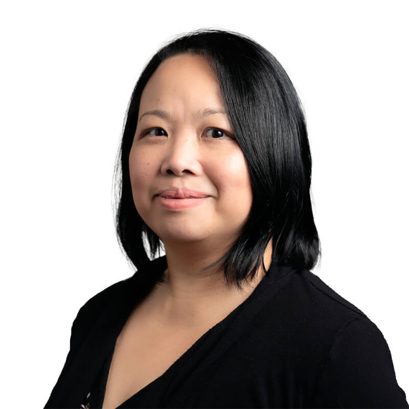 Stephanie Anover-Sombke headshot