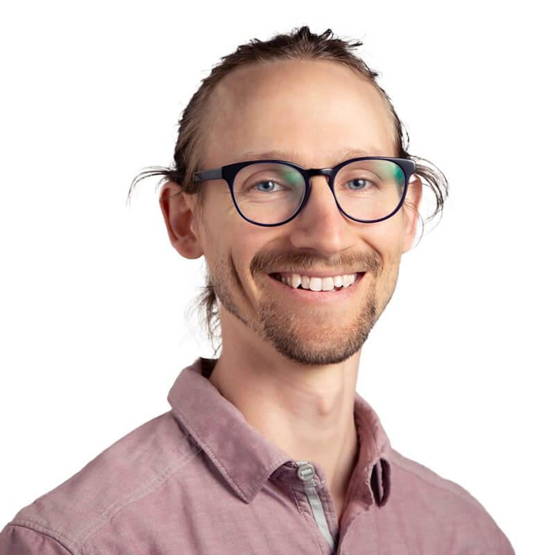 Tom Chartrand headshot
